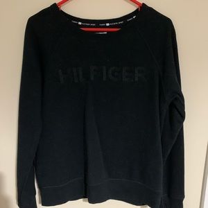 Black Tommy Hilfiger Sweatshirt